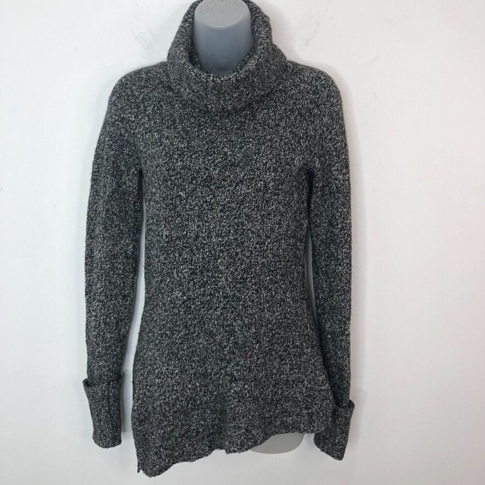 Athleta Womens Size XXS Wool Blend Turtleneck Sweater Black Asymmetrical Hem